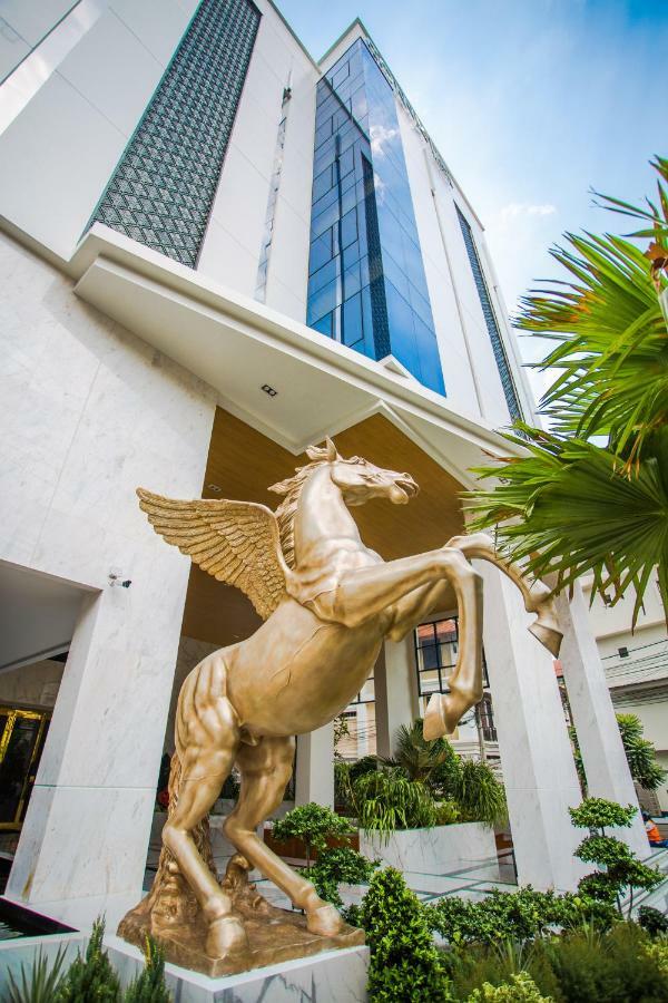 Sn Connx - Sha Plus Pattaya Exterior photo